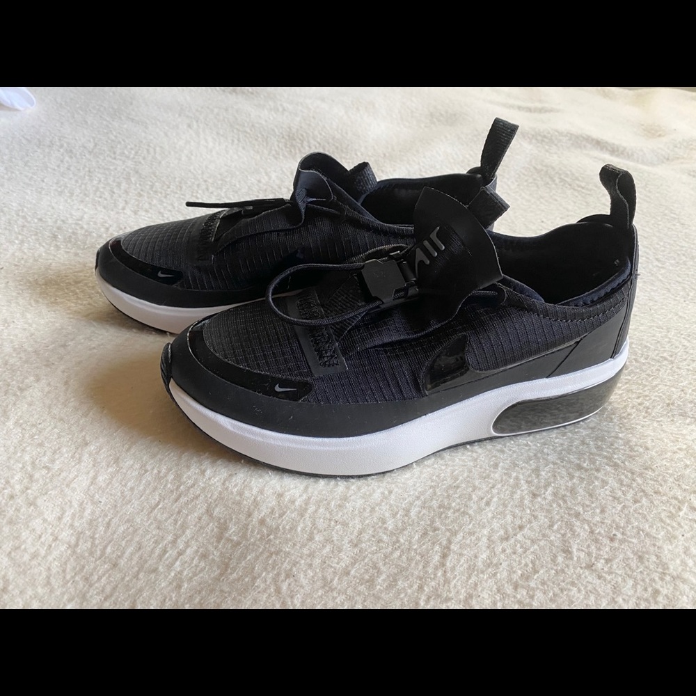 Nike Air Max Dia Winters